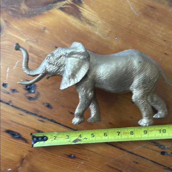 Decorative Gold Elephant Figurine - Picture 3 of 7